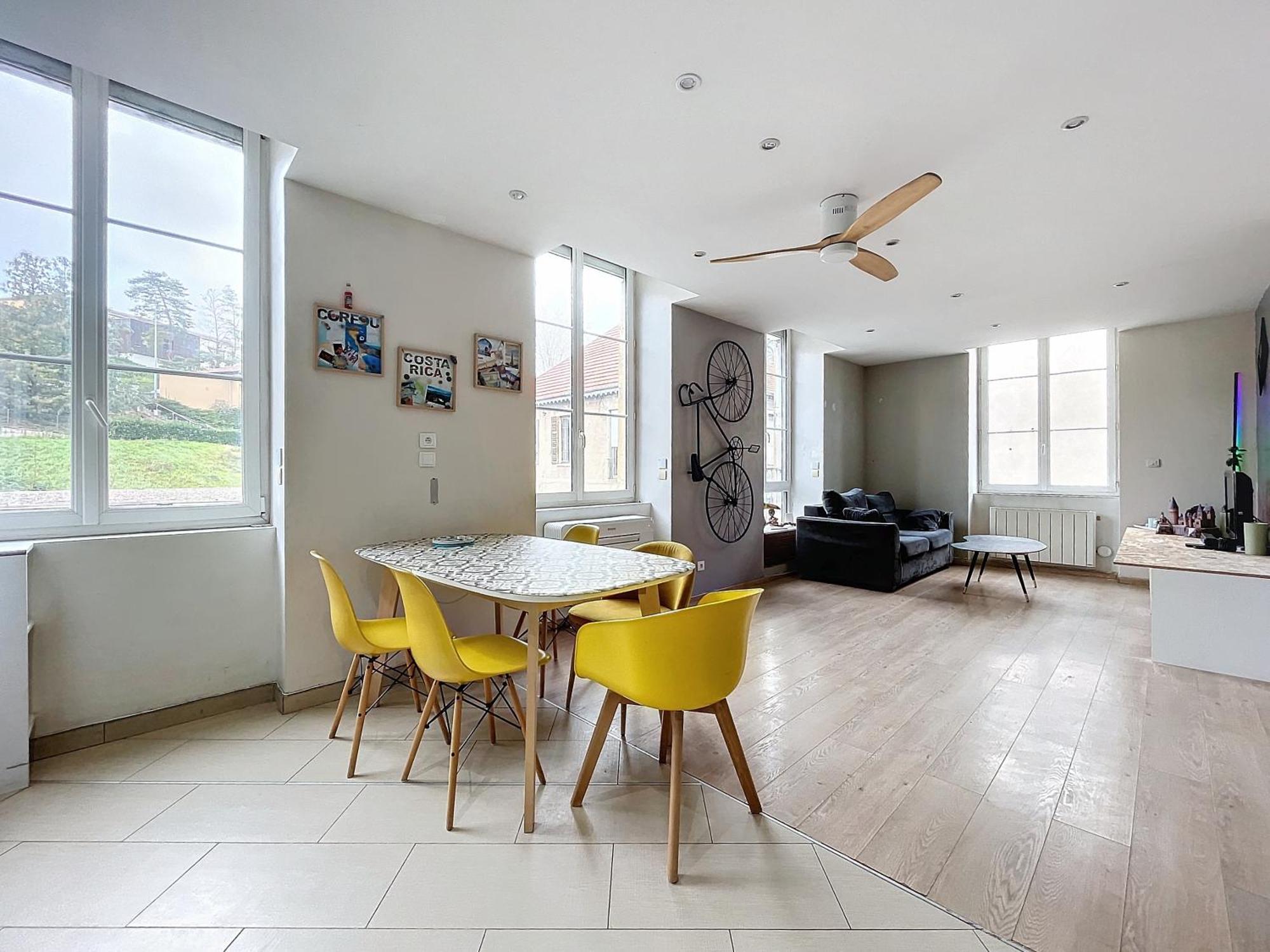 La Roue Libre 3 Chambres - 1Er Etage Au Centre Ville De L'Arbresle Eveux Eksteriør billede
